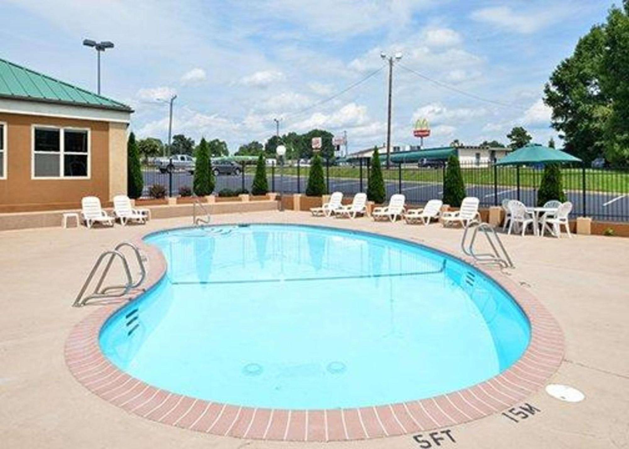 Quality Inn Asheboro South Eksteriør billede